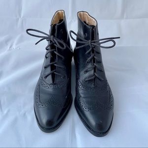 Vintage Pappagallo oxford lace up ankle boot
